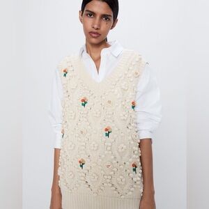 Zara Bobble Knit Floral Embroidered Sweater Vest Small
